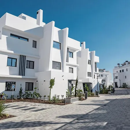 Lae7bi- Apotel Hills By Roomservices Apartament *